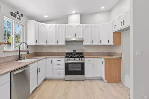 1853 Tulip Pl, Willits, CA 95490 photo 8