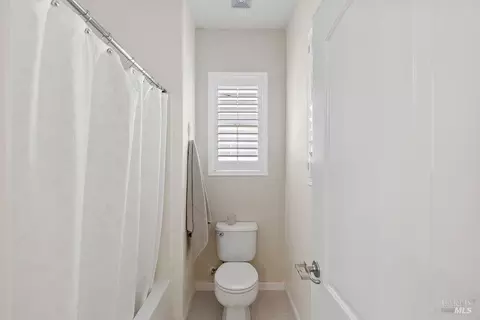 8424 Bennington Ct, Vallejo, CA 94591 photo 24