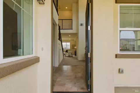 8895 Blue River Dr, Vallejo, CA 94591 photo 4