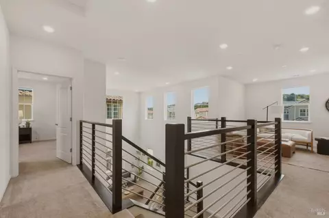 Entry Way - 8895 Blue River Dr, Vallejo, CA 94591 photo 5 of 9