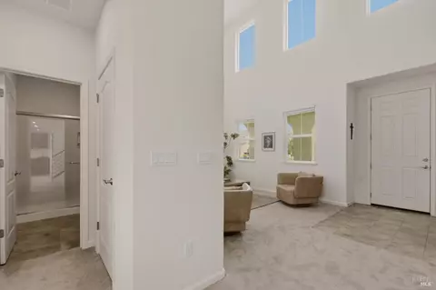 Entry Way - 8895 Blue River Dr, Vallejo, CA 94591 photo 3 of 9