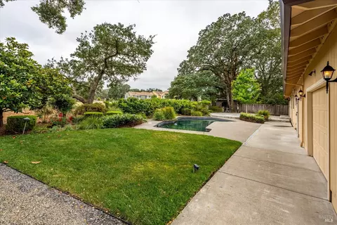 771 Joni Ct, Windsor, CA 95492 photo 4