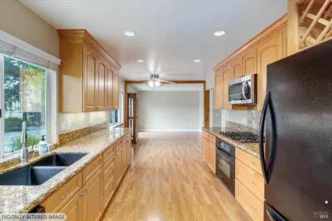 771 Joni Ct, Windsor, CA 95492 photo 8