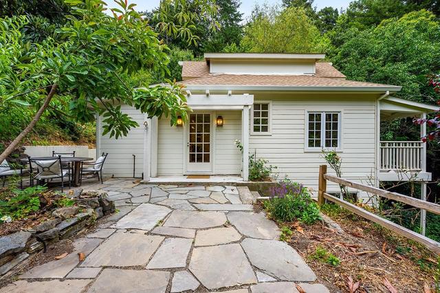 21360 Santa Clara Ave, Monte Rio, CA 95462