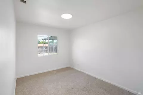 Bedroom - 711 Warford Ave, Vallejo, CA 94591 photo 2 of 5