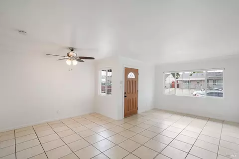 Living - 711 Warford Ave, Vallejo, CA 94591 photo 1 of 2
