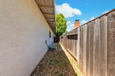 341 Grape St, Vacaville, CA 95688 photo 39