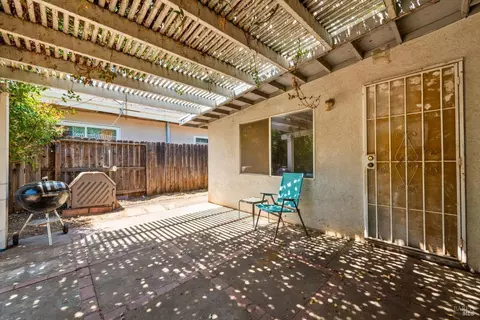 341 Grape St, Vacaville, CA 95688 photo 33
