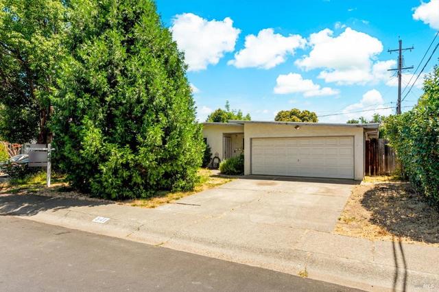 341 Grape St, Vacaville, CA 95688