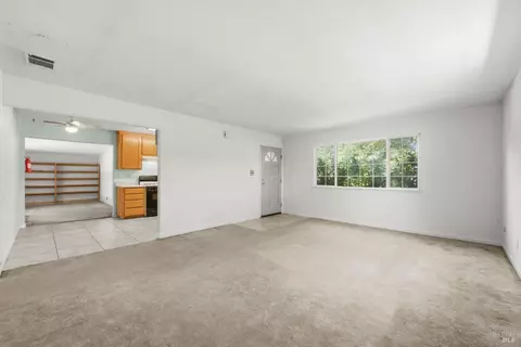 341 Grape St, Vacaville, CA 95688 photo 8