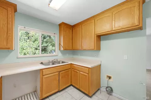 341 Grape St, Vacaville, CA 95688 photo 16