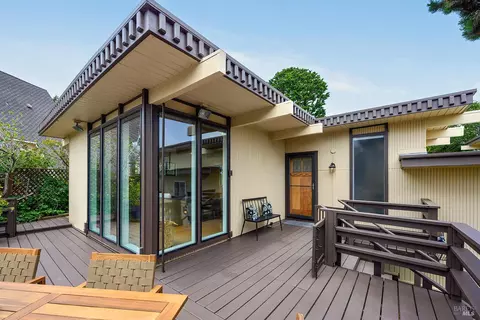 Exterior - 135 Peralta Ave, Mill Valley, CA 94941 photo 3 of 8