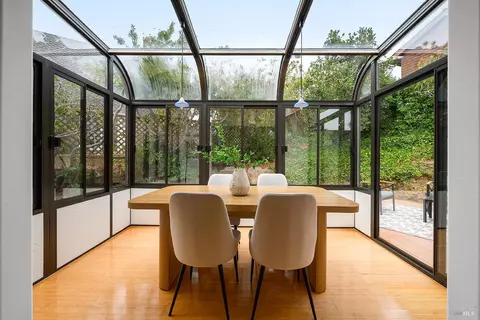 Dining - 135 Peralta Ave, Mill Valley, CA 94941 photo 1 of 2