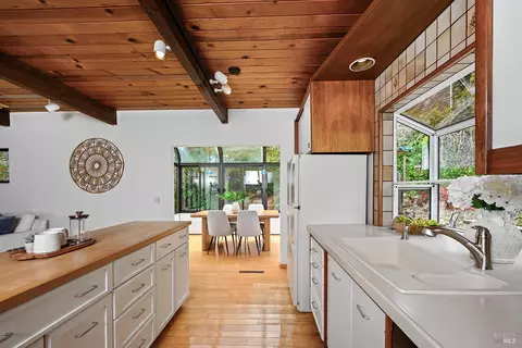 Kitchen - 135 Peralta Ave, Mill Valley, CA 94941 photo 2 of 4