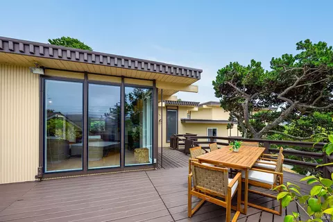 Exterior - 135 Peralta Ave, Mill Valley, CA 94941 photo 4 of 8