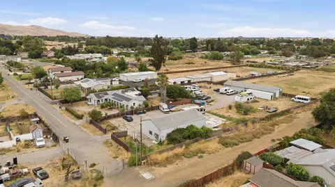 View/Area - 4344 Olive Ave, Fairfield, CA 94533 photo 3 of 10