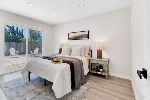 Bedroom - 323 Deanza Dr, Vallejo, CA 94589 photo 5 of 9
