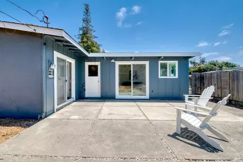 Exterior - 323 Deanza Dr, Vallejo, CA 94589 photo 6 of 8