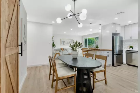 Dining - 323 Deanza Dr, Vallejo, CA 94589 photo 2 of 3