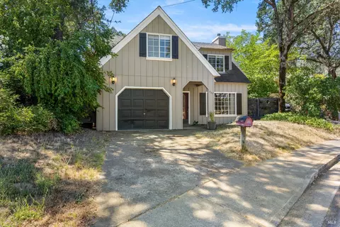 287 Forest Dr, Lakeport, CA 95453