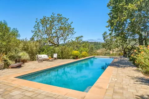Exterior - 17228 High Rd, Sonoma, CA 95476 photo 2 of 10