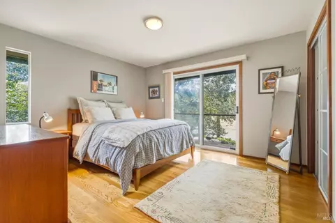 Bedroom - 17228 High Rd, Sonoma, CA 95476 photo 3 of 5