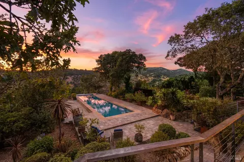Exterior - 17228 High Rd, Sonoma, CA 95476 photo 4 of 10