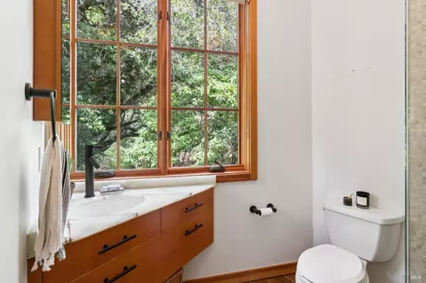 Bath - 24 Blithedale Ter, Mill Valley, CA 94941 photo 6 of 6