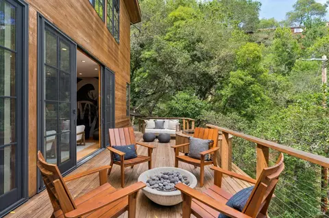 Exterior - 24 Blithedale Ter, Mill Valley, CA 94941 photo 5 of 6