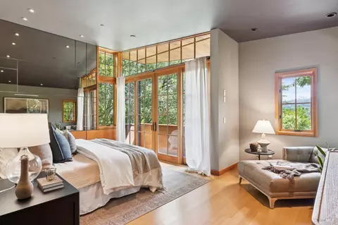 Bedroom - 24 Blithedale Ter, Mill Valley, CA 94941 photo 2 of 5