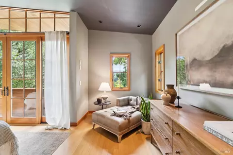 Bedroom - 24 Blithedale Ter, Mill Valley, CA 94941 photo 1 of 5