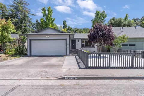 1918 Greeneich Ave, Santa Rosa, CA 95401