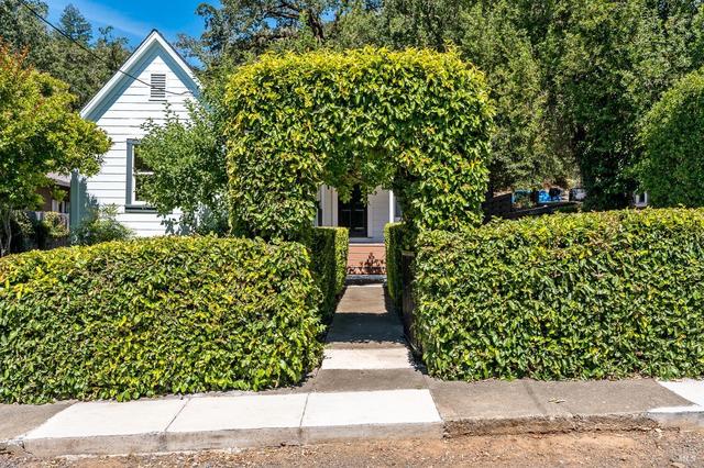 1344 Spring St, Hopland, CA 95449