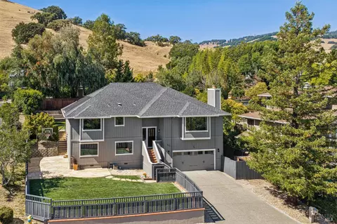 212 San Ramon Way, Novato, CA 94945