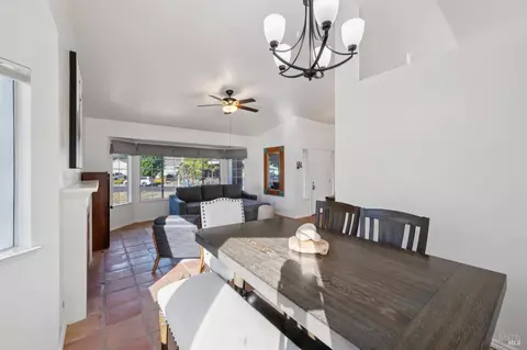Dining - 7121 Hastings Pl, Windsor, CA 95492 photo 3 of 3