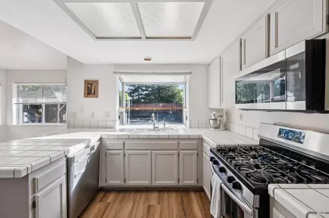 Kitchen - 7121 Hastings Pl, Windsor, CA 95492 photo 1 of 4