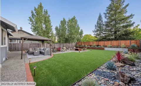 Exterior - 7121 Hastings Pl, Windsor, CA 95492 photo 9 of 9