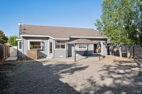 Exterior - 7121 Hastings Pl, Windsor, CA 95492 photo 8 of 9