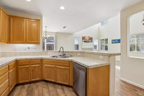 2206 Cox Ln, Fairfield, CA 94533 photo 14