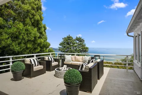 Exterior - 73 Cloud View Rd, Sausalito, CA 94965 photo 4 of 17