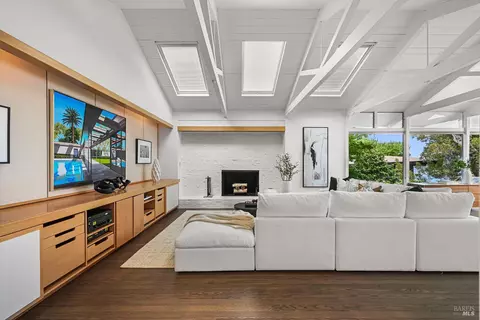 Living - 73 Cloud View Rd, Sausalito, CA 94965 photo 1 of 6