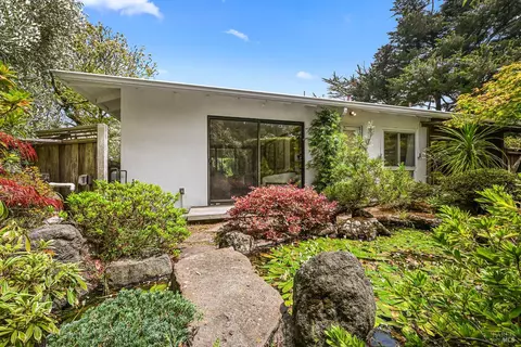 Exterior - 73 Cloud View Rd, Sausalito, CA 94965 photo 9 of 17