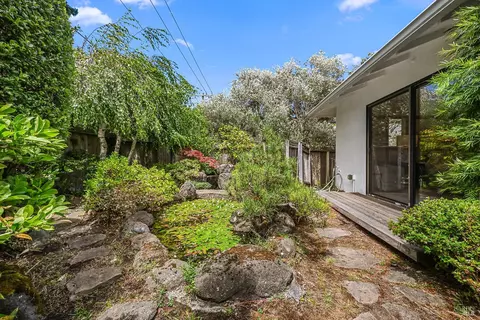 Exterior - 73 Cloud View Rd, Sausalito, CA 94965 photo 11 of 17