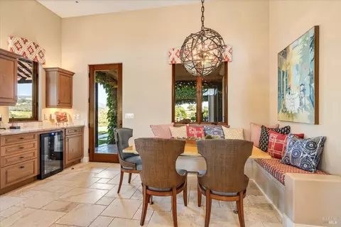 Dining - 25084 Asti Rd, Cloverdale, CA 95425 photo 3 of 4