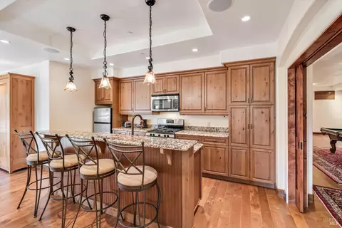 Kitchen - 25084 Asti Rd, Cloverdale, CA 95425 photo 6 of 6