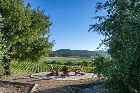 Exterior - 25084 Asti Rd, Cloverdale, CA 95425 photo 20 of 33