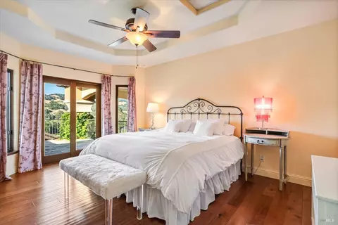 Bedroom - 25084 Asti Rd, Cloverdale, CA 95425 photo 5 of 7