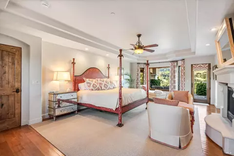Bedroom - 25084 Asti Rd, Cloverdale, CA 95425 photo 6 of 7