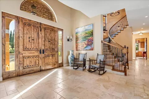 Entry Way - 25084 Asti Rd, Cloverdale, CA 95425 photo 2 of 6
