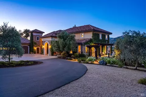 Exterior - 25084 Asti Rd, Cloverdale, CA 95425 photo 25 of 33